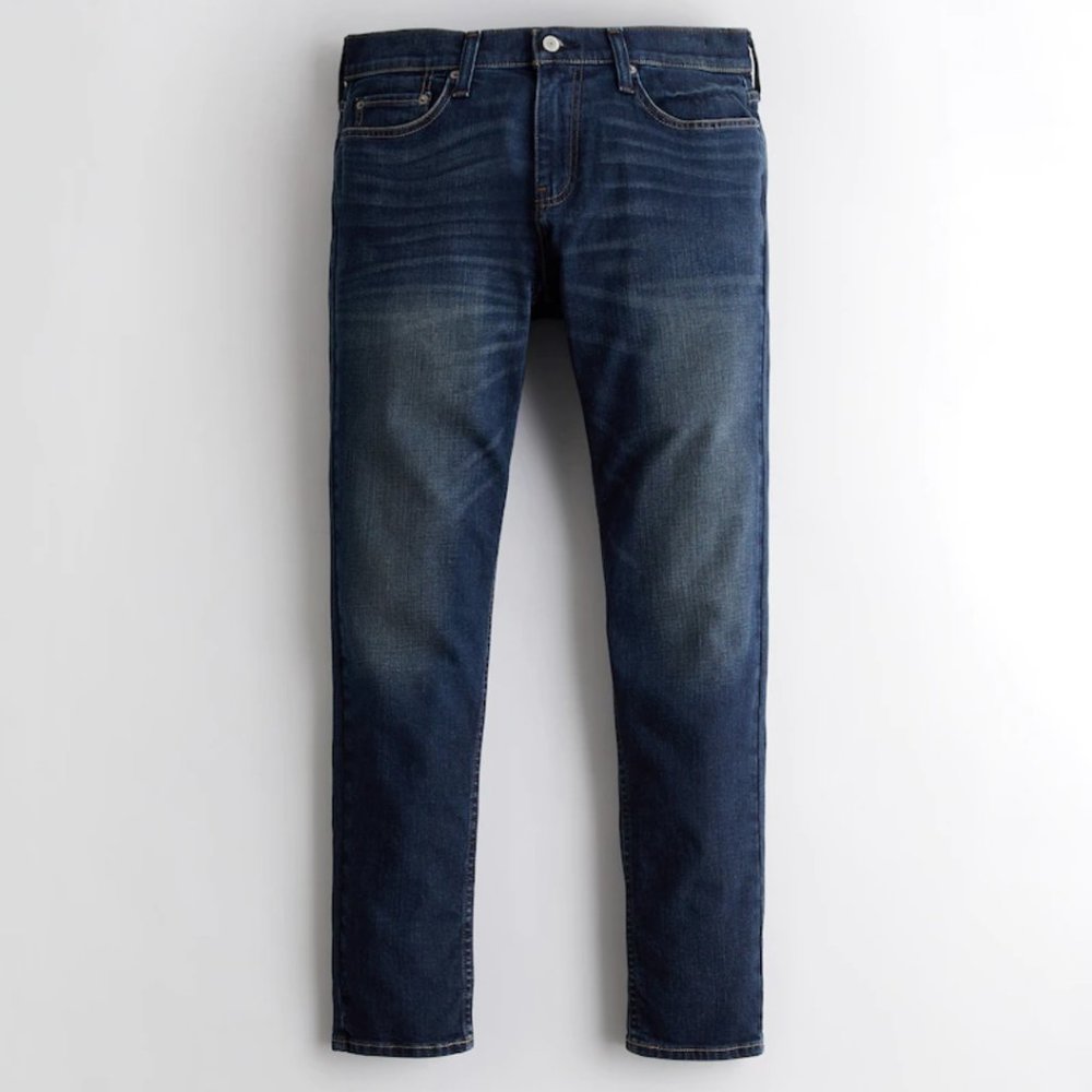 NWT Hollister men's taper fit jeans!